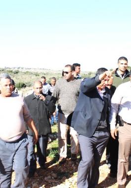 بالصور: المحافظ البلوي يزور كفر الديك ويبارك جهود مزارعيها