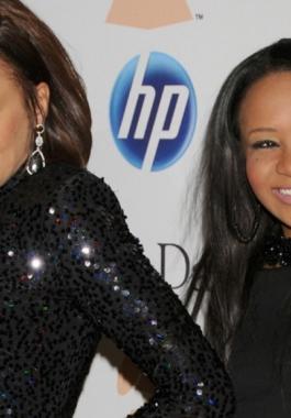 020115-celebs-bobbi-kristina-brown-whitney-houston