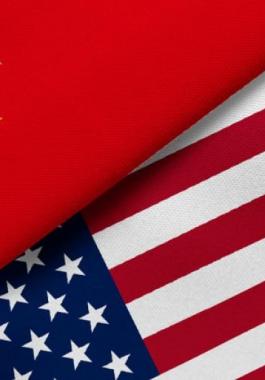 امريكا والصين.jpg