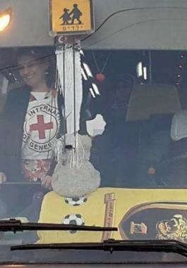 دفعة جديدة من أهالي أسرى غزة يزورون ذويهم في سجن 