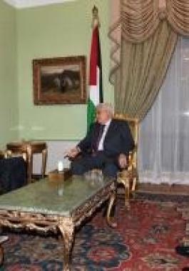الرئيس يستقبل أمين عام الجامعة العربية.jpg