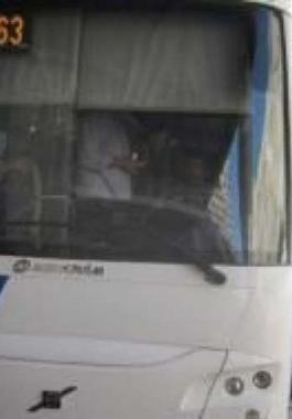 إضراب سائقي السفريات الموحدة بالقدس عن العمل