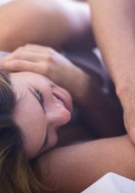 أمور يكرهها الرجل وتفعلها المرأة في العلاقة الحميمة.. تعرّفي إليها