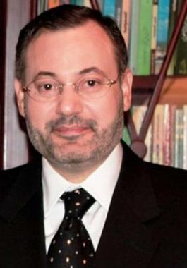 أحمد منصور