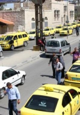 إدخال 22 سيارة أجرة من إسرائيل إلى قطاع غزة