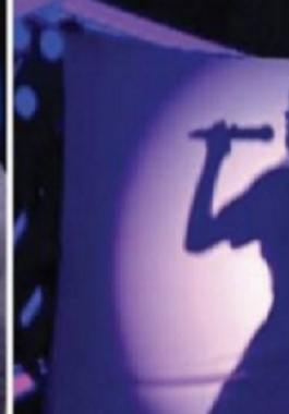 بالفيديو : سمع الحكام صوتاً جميلاً من وراء الستار.. لكن ما رأوه بعد إزالتها كان مفاجأة!