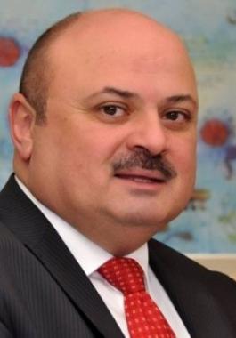 محافظ سلطة النقد عزام الشوا.jpg
