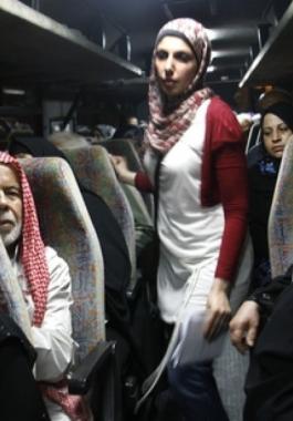 اهالي الاسرى.jpg