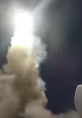 كاتب أمريكي يفجّر مفاجأة من العيار الثقيل عن الاستهداف الأمريكي لخان شيخون.jpg