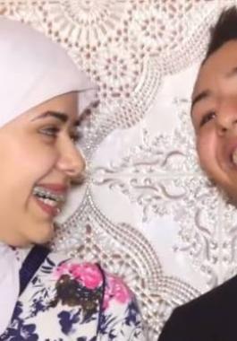 بالفيديو : 'صهيب وخديجة' .. مراهقان مغربيان تزوّجا وأشغلا البلاد!