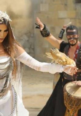 بالفيديو: بعد غياب.. نيللي مقدسي تخطف الأنظار بكليب جديد!