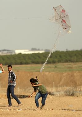طائرة ورقية.jpg