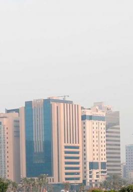 تزايد الانكماش في قطر مع ضعف السوق العقارية