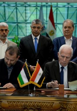 صحيفة إسرائيلية: حماس تخشى وصول المصالحة لطريق مسدود لهذا السبب!!
