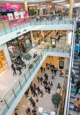 4 مراكز تسوق 