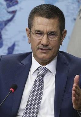 وزير الدفاع التركي نور الدين جانيكلي.jpg