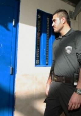 تأجيل إفراج.