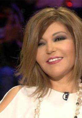 بالفيديو : ابن سميرة سعيد يخطف الانظار بوسامته وطرافته