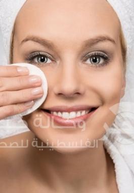 ازالة الماكياج
