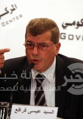 عيسى قراقع