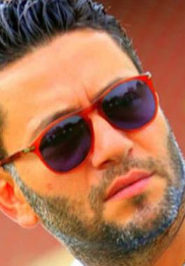 بالفيديو: زياد برجي يحتفل بعيد ميلاده مع معجبيه.. خمنوا كم أصبح عمره!