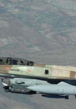 طائرة حربية إسرائيلية.jpg