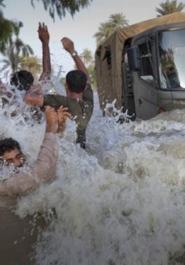 الأمطار الغزيرة في فرنسا تودي بحياة 13 شخصاً وتصيب آخرين.jpg