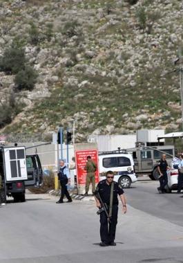 الاحتلال يعتقل فلسطينية بزعم محاولتها تنفيذ عملية طعن في نابلس