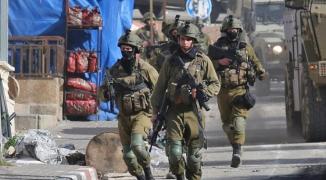 الاحتلال يقرر تشديد إجراءات إطلاق النار ضد راشقي الحجارة الفلسطينيين