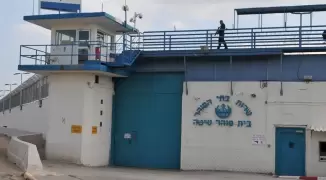 أسرى في سجون الاحتلال