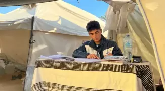 تفوق طلبة غزة في توجيهي رغم الحرب