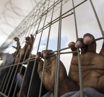 الاحتلال يثبت الاعتقال الإداري بحق أسرى