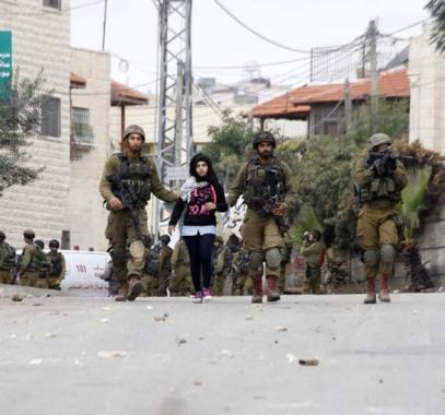 اعتقال طالبة