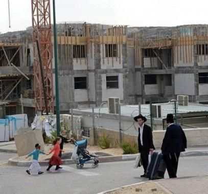 احباط تهريب نصف طن من الخيوط المصنعة في المستوطنات