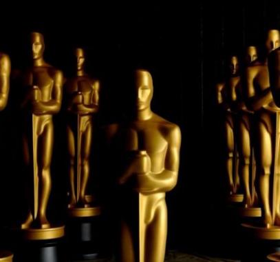 1456515172_academy-awards-statues