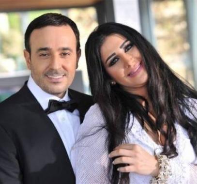 بالصورة: هكذا ظهرت زوجة الرباعي في مسجد الشيخ زايد!