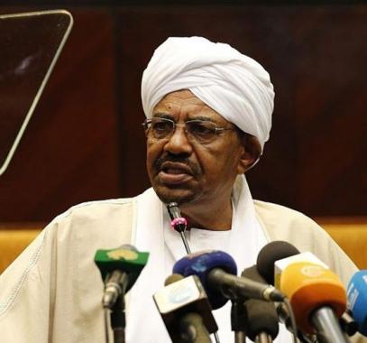 السودان: قرار جمهوري بتعيين 6 وزارء و18 والياً ينتمون للجيش والشرطة