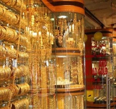 الذهب: يهبط ويسجل أكبر خسارة منذ مايو 2017