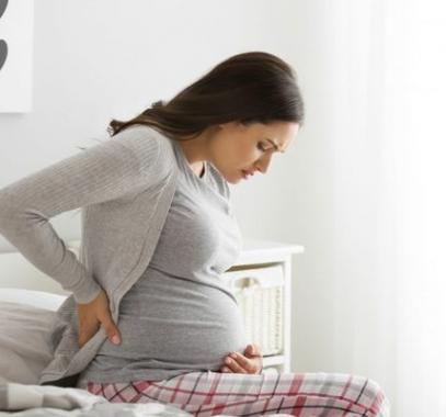 ما اسباب الم اسفل البطن للحامل في الشهر الخامس؟
