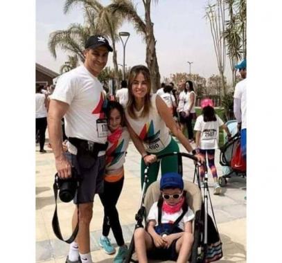 مصر: أصغر أفراد عائلة مبارك يظهر للمرة الأولى