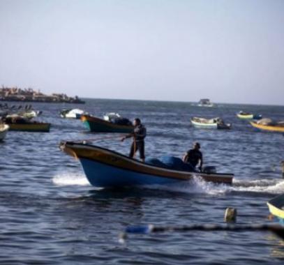 غزة: إغلاق البحر أمام حركة الصيد بسبب سوء الأحوال الجوية