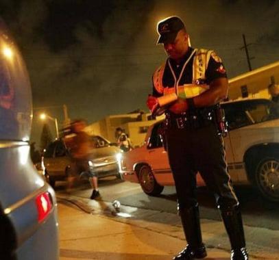 أميركي يواجه 7 سنوات سجنا بسبب كذبة عادية في بلدان أخرى