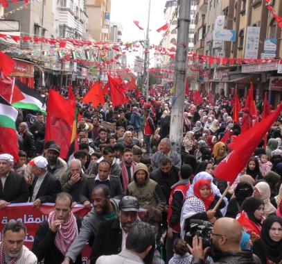 شاهد: الجبهة الديمقراطية تُحيي ذكرى انطلاقتها الـ51 في غزة