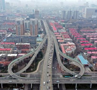 العاصمة الصينية تُعزز اختبار الحمض النووي لفيروس كورونا على مداخلها الحيوية