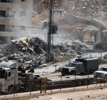 الاحتلال يهدم منازل للمواطنين وغرفة زراعية في الضفة