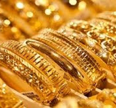 الذهب: يرفع إلى أعلى سعر منذ 2011