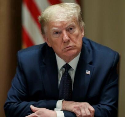 الرئيس الأميركي: يرجئ 