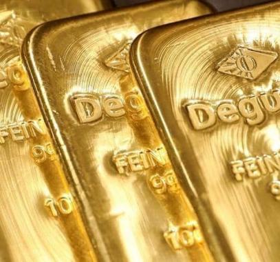 الذهب: يهبط مع صعود الدولار