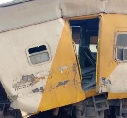 حادث قطار المنصورة اليوم.jpg