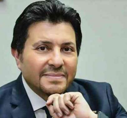 شاهدوا: هاني شاكر : الغناء للبصل أفضل من الغناء لـ 2020
